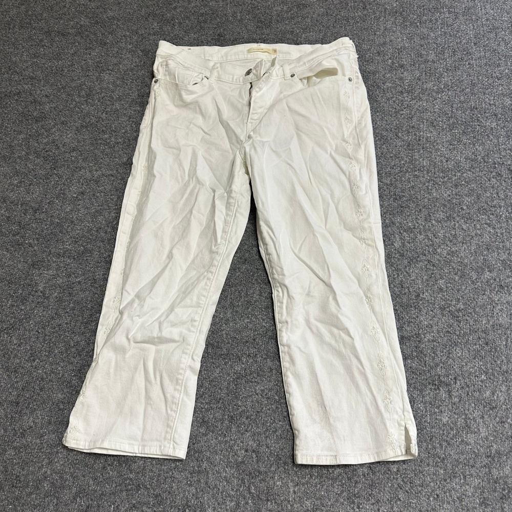 Levi's Capri Pants Womens Size 12 W31 White Classic Embroidered Distressed Flaw